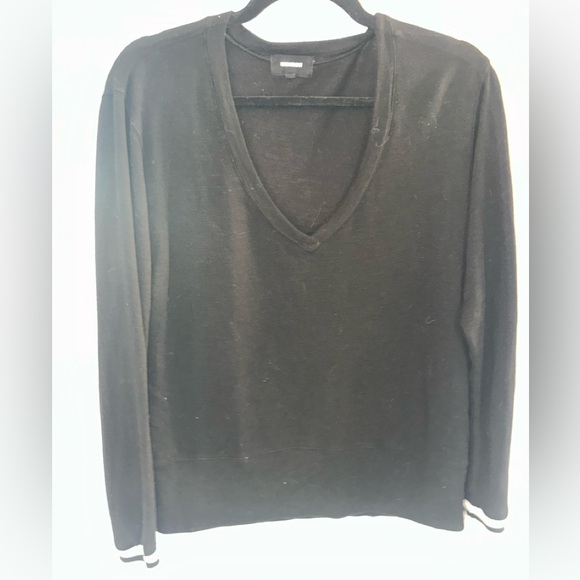 Monrow Soft Knit V-Neck Sweater - Picture 1 of 5